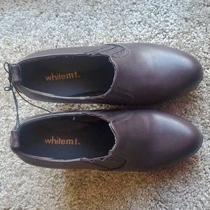 White Mt  brown booties. Size 7